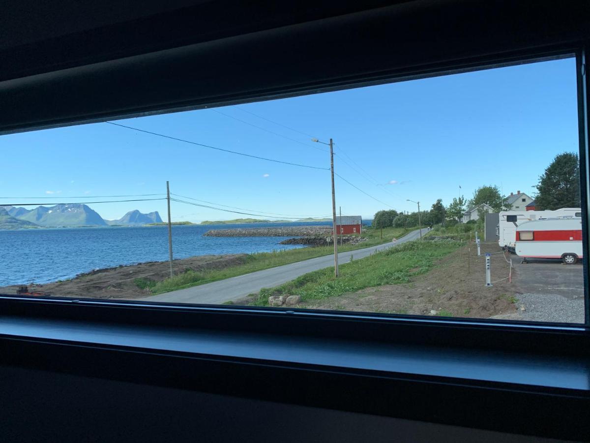Отель Bedehuset Basecamp Senja Skaland Экстерьер фото